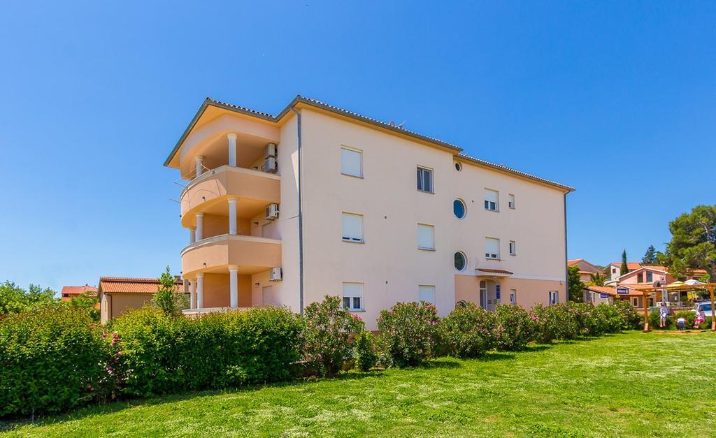 Apartments Cukon Medulin Exterior photo